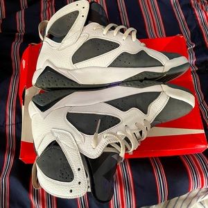 Jordan retro 7 flint